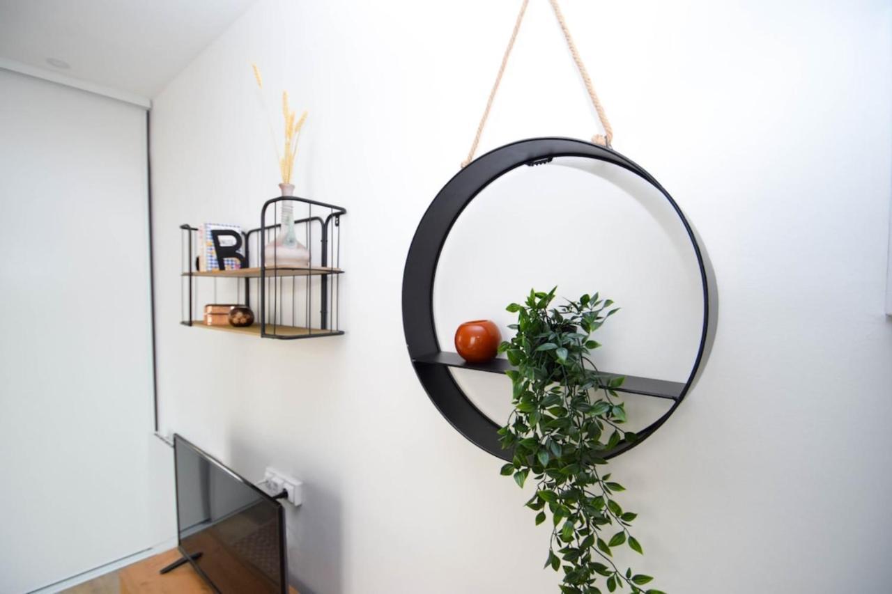 Cosy Studio Refait A Neuf Aux Portes De Paris Apartment Vincennes Luaran gambar