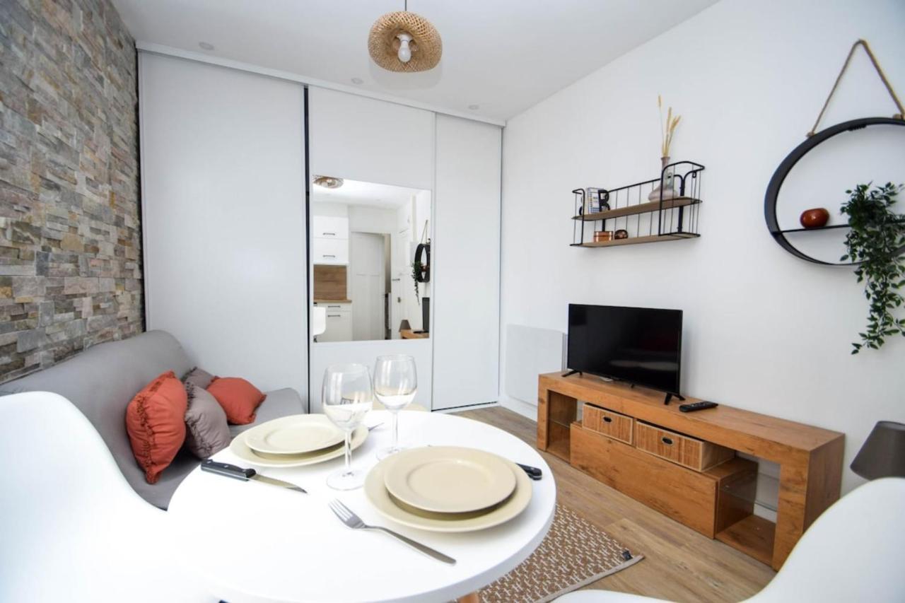 Cosy Studio Refait A Neuf Aux Portes De Paris Apartment Vincennes Luaran gambar